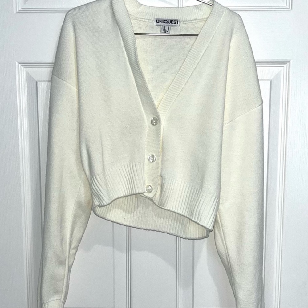 ASOS UNIQUE21 V-Neck White Cardigan With Buttons